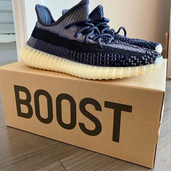 Yeezy Boost 350 V2 Asriel/Carbon main image 3